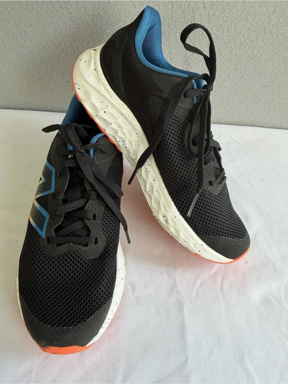 New Balance Fresh Foam Running Shoes Kids s5 Orange Blue